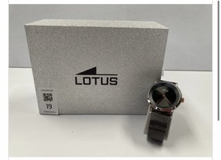 Reloj Lotus Plateado
