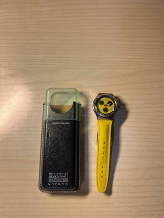 Reloj Swatch Irony Chrono Amarillo