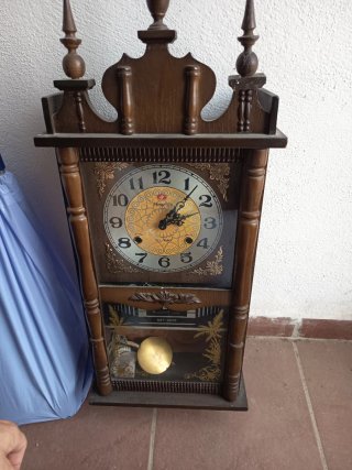 Reloj de Pared Frontier 31 Días