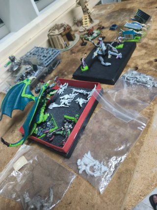 Figuras y miniaturas Warhammer