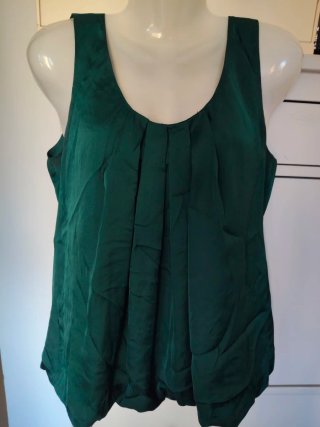 Top de tirantes verde