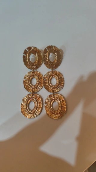 Pendientes Largos Dorados
