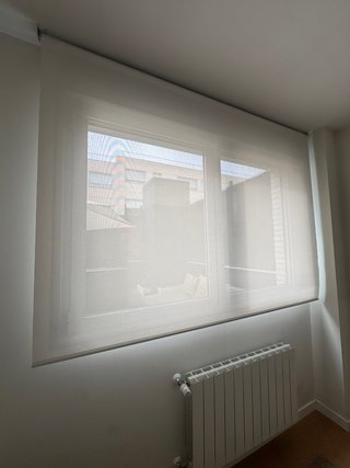 Estor Enrollable Blanco Roto 210cm