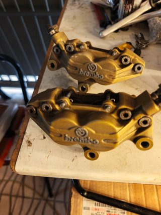 Pinzas de Freno Brembo Serie Oro