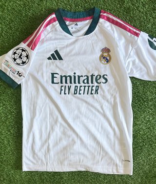 Camiseta Real Madrid Mbappé y 10 Talla M