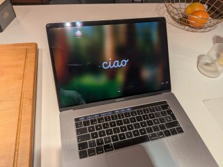MacBook Pro 15 (2019) i9 16GB RAM