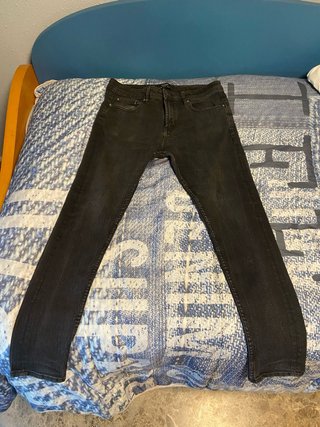 Pantalón Vaquero Pitillo Hombre