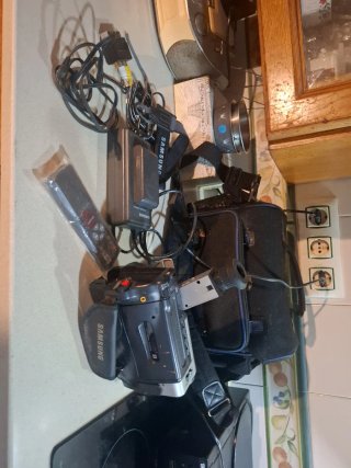 Videocámara Samsung con accesorios