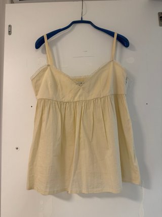 Top de tirantes color hueso