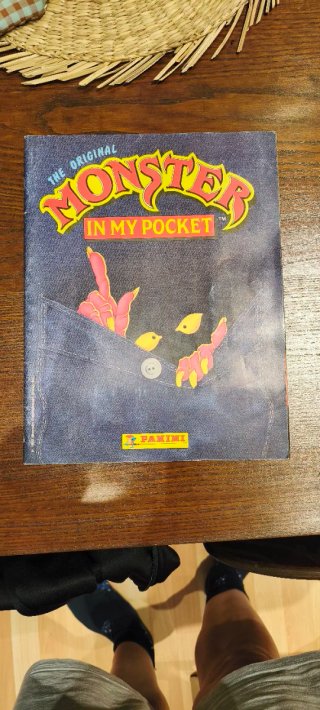 Álbum de Cromos Monster in My Pocket Panini