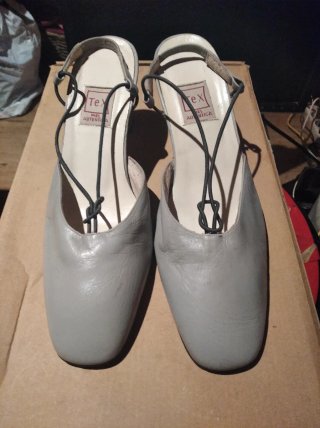 Zapatos de Piel Tex Gris Talla 40 (COMO NUEVOS)