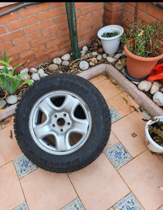 Llanta Toyota RAV4
