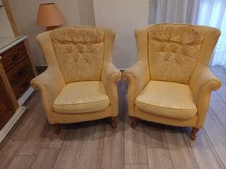 Juego de 2 Sillones Clásicos Amarillos