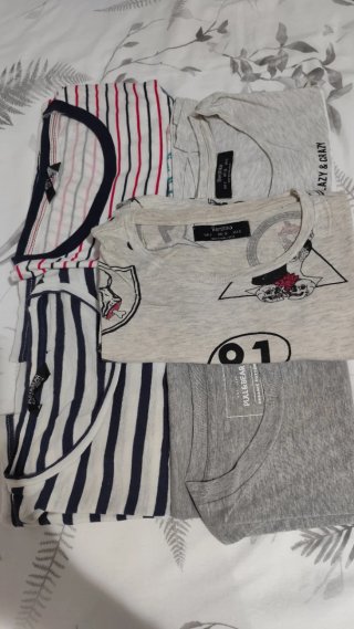 Lote 5 Camisetas Pull&Bear y Bershka Talla S