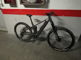 Bicicleta Eléctrica de Montaña (E-bike)