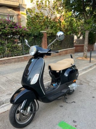 Piaggio Vespa LX50