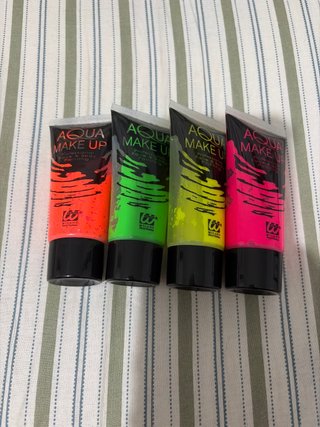Set 4 Tubos Maquillaje Neón Cara y Cuerpo