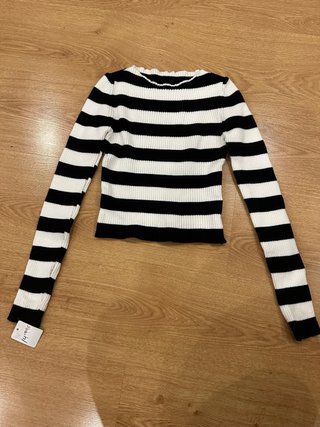 Jersey de rayas blanco y negro
