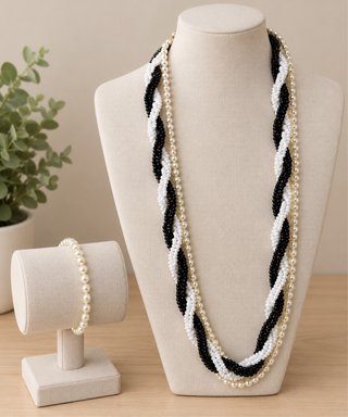 Conjunto de collar y pulsera