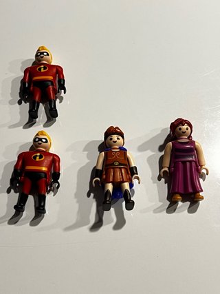 Cambio muñecos playmobil kinder