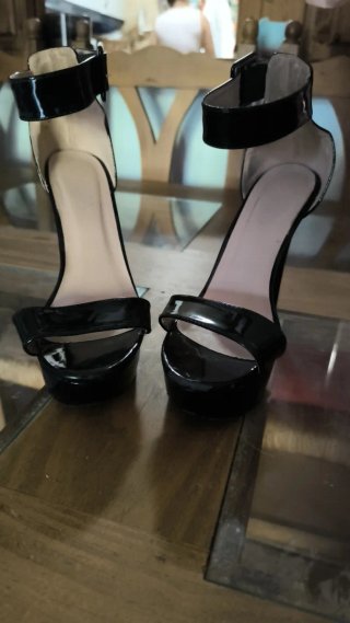 Zapatos de tacón negros
