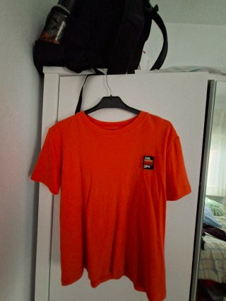Camiseta Naranja Zara