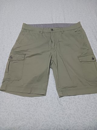 Bermuda verde Corte Ingles T-44.