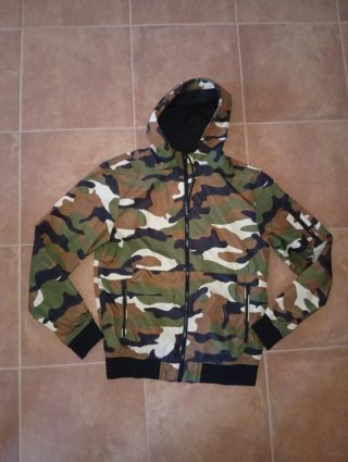 Cazadora Camuflaje Talla M