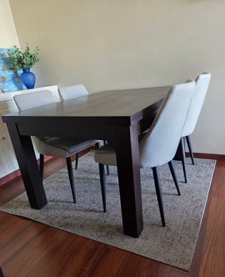 Mesa de Comedor con 4 Sillas