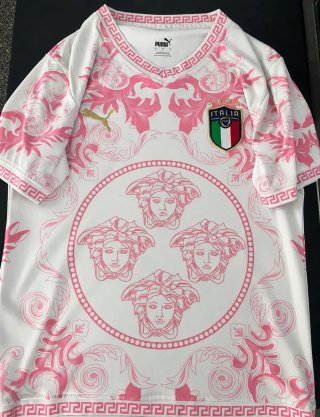 Camiseta Italia x Versace