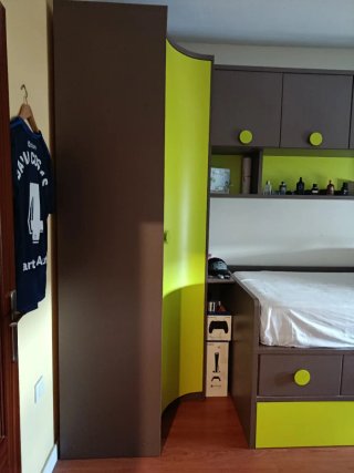 Dormitorio Juvenil con Armario y Cama