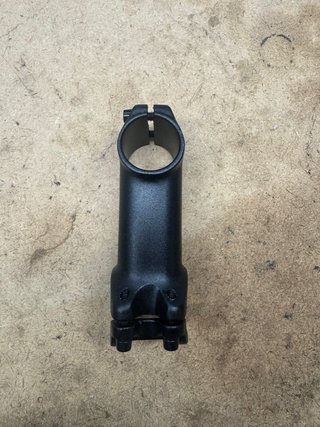 Potencia para bicicleta negra
