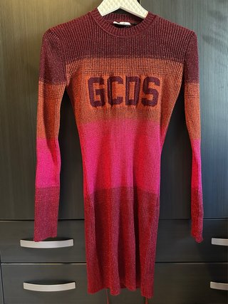 Vestido corto de fiesta GCDS