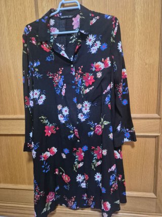 Vestido midi camisero Stradivarius