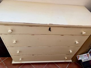 Cassettiera in legno stile arte povera