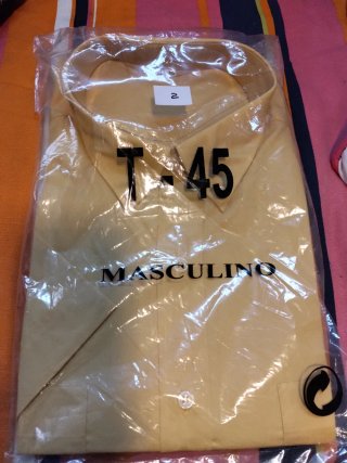 Camisa amarilla