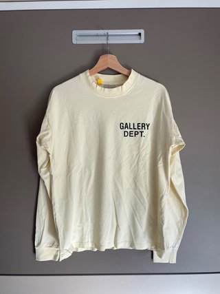 Camiseta Manga Larga Gallery Dept. Beige