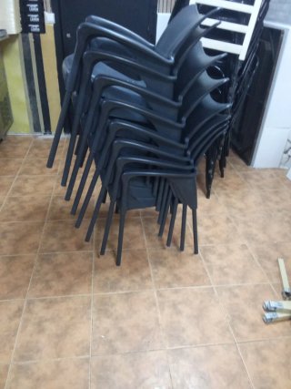 Set de 8 sillas negras
