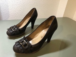 Zapatos de tacón Unisa marrones
