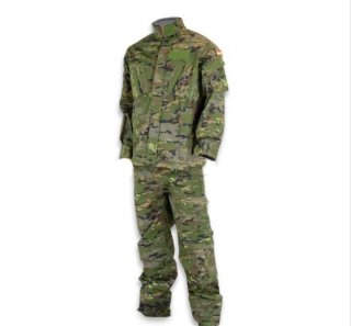 Uniforme de Camuflaje Pixelado