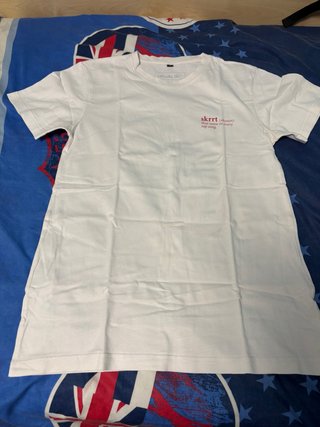 Camiseta Blanca con Estampado