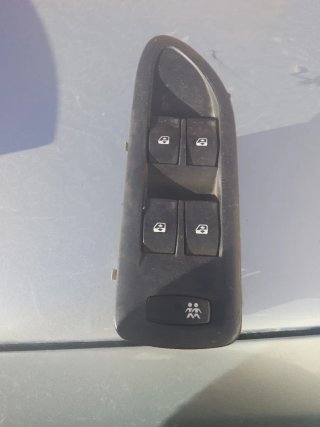 Botonera Elevalunas Renault Laguna 2001-2007