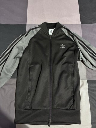 Sudadera adidas negra y gris