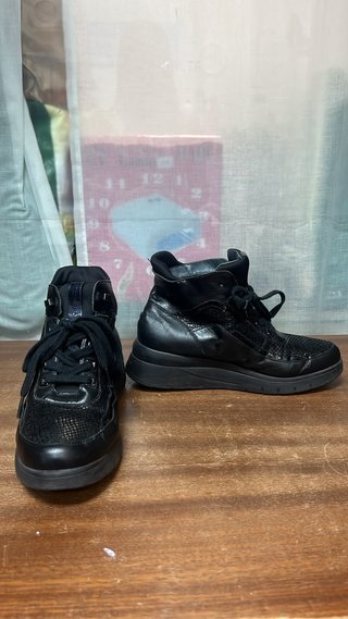 Botines Deportivos Stonefly Negros