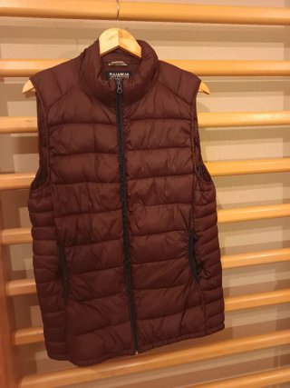 Chaleco Granate Pull & Bear hombre-mujer