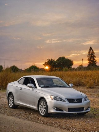 Lexus IS 300c 3.0 V6