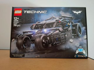 LEGO Technic 42239 Batmobile Tumbler