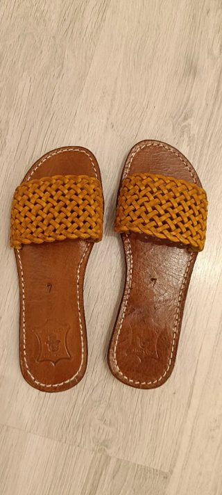 Sandalias Planas Trenzadas Marrones