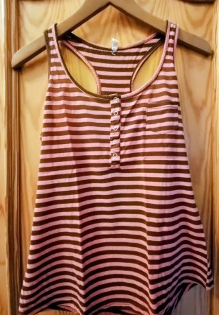 Camiseta de tirantes a rayas