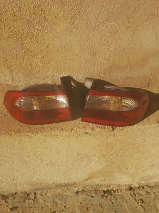 Pilotos Traseros Renault Laguna (2001-2005)